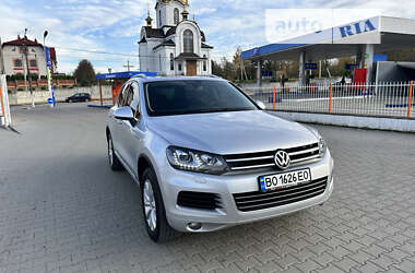 Внедорожник / Кроссовер Volkswagen Touareg 2011 в Тернополе