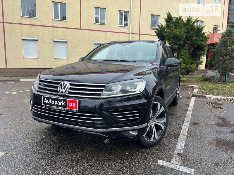 Внедорожник / Кроссовер Volkswagen Touareg 2017 в Запорожье