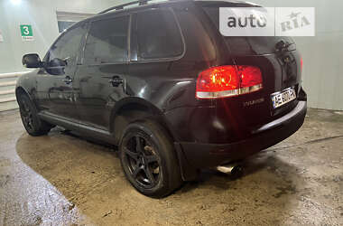 Внедорожник / Кроссовер Volkswagen Touareg 2005 в Каменском