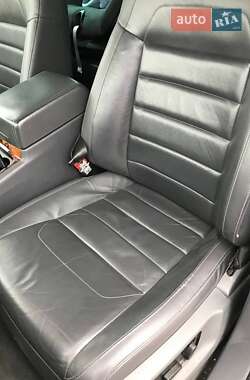 Внедорожник / Кроссовер Volkswagen Touareg 2007 в 