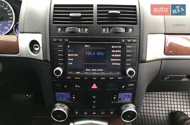 Внедорожник / Кроссовер Volkswagen Touareg 2007 в 