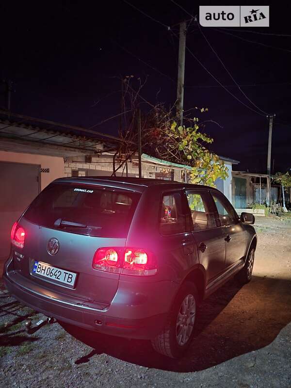 Внедорожник / Кроссовер Volkswagen Touareg 2004 в Одессе