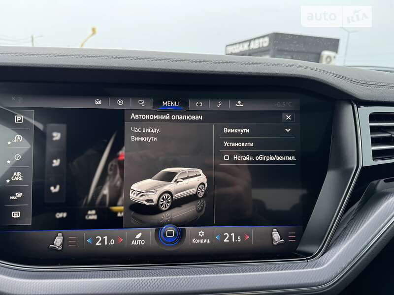 Позашляховик / Кросовер Volkswagen Touareg 2019 в Львові