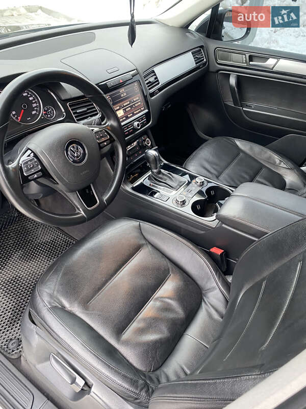 Внедорожник / Кроссовер Volkswagen Touareg 2012 в Хмельницком фото 15 Внедорожник / Кроссовер Volkswagen Touareg 2012 в Хмельницком