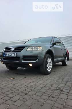 Внедорожник / Кроссовер Volkswagen Touareg 2004 в Подольске