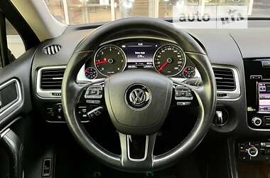 Позашляховик / Кросовер Volkswagen Touareg 2013 в Чернігові