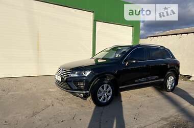 Внедорожник / Кроссовер Volkswagen Touareg 2017 в Киеве