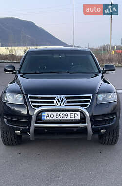 Внедорожник / Кроссовер Volkswagen Touareg 2006 в Хусте