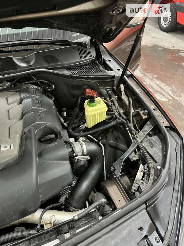 Внедорожник / Кроссовер Volkswagen Touareg 2011 в Луцке фото 59 Внедорожник / Кроссовер Volkswagen Touareg 2011 в Луцке