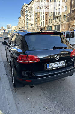 Внедорожник / Кроссовер Volkswagen Touareg 2016 в Кременчуге