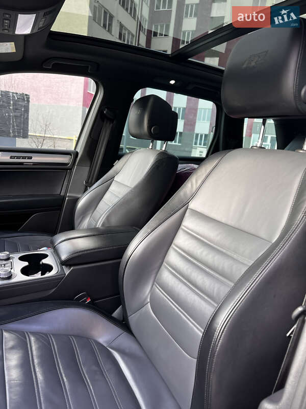 Внедорожник / Кроссовер Volkswagen Touareg 2015 в Хмельницком фото 22 Внедорожник / Кроссовер Volkswagen Touareg 2015 в Хмельницком