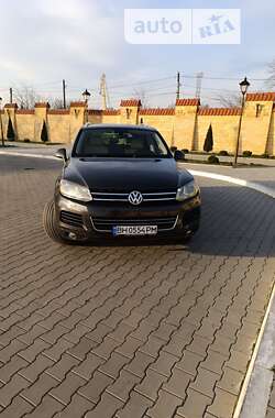 Внедорожник / Кроссовер Volkswagen Touareg 2012 в Измаиле