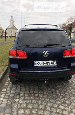 Внедорожник / Кроссовер Volkswagen Touareg 2005 в Виноградове