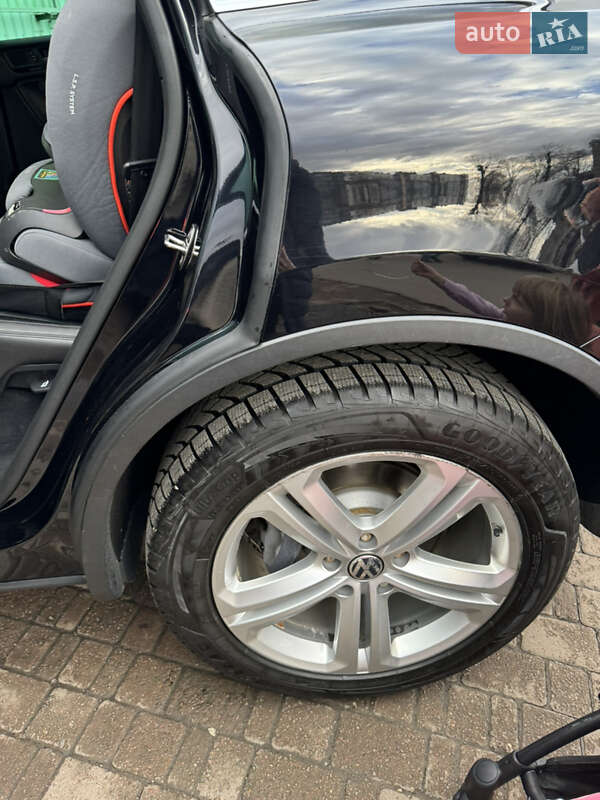 Внедорожник / Кроссовер Volkswagen Touareg 2014 в Ивано-Франковске фото 13 Внедорожник / Кроссовер Volkswagen Touareg 2014 в Ивано-Франковске