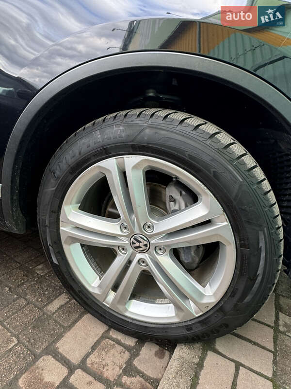 Внедорожник / Кроссовер Volkswagen Touareg 2014 в Ивано-Франковске фото 21 Внедорожник / Кроссовер Volkswagen Touareg 2014 в Ивано-Франковске
