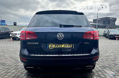 Внедорожник / Кроссовер Volkswagen Touareg 2010 в Мукачево