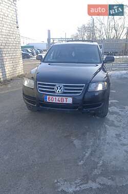 Внедорожник / Кроссовер Volkswagen Touareg 2005 в Харькове