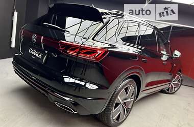 Внедорожник / Кроссовер Volkswagen Touareg 2024 в Киеве