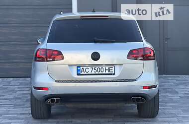 Внедорожник / Кроссовер Volkswagen Touareg 2014 в Луцке