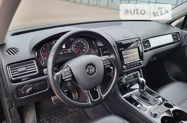 Позашляховик / Кросовер Volkswagen Touareg 2014 в Полтаві