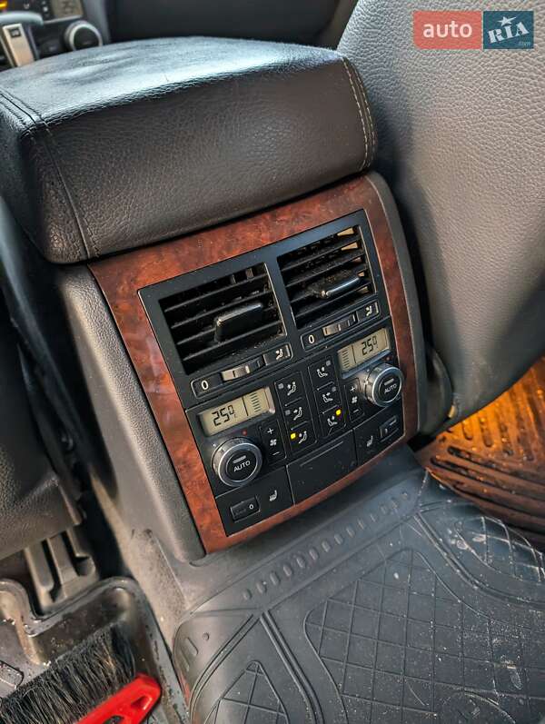 Внедорожник / Кроссовер Volkswagen Touareg 2007 в Харькове