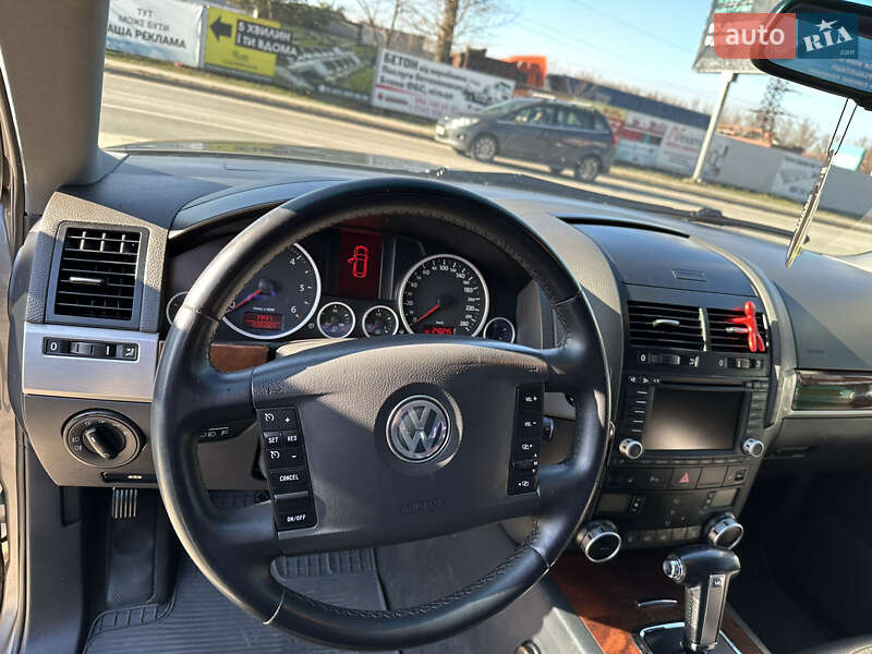 Внедорожник / Кроссовер Volkswagen Touareg 2007 в Ивано-Франковске