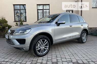 Внедорожник / Кроссовер Volkswagen Touareg 2016 в Стрые