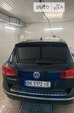 Позашляховик / Кросовер Volkswagen Touareg 2015 в Кременчуці