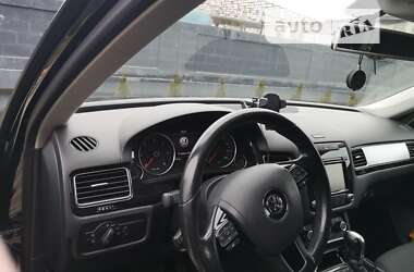 Внедорожник / Кроссовер Volkswagen Touareg 2013 в Броварах