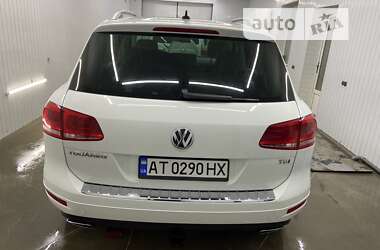 Позашляховик / Кросовер Volkswagen Touareg 2014 в Івано-Франківську