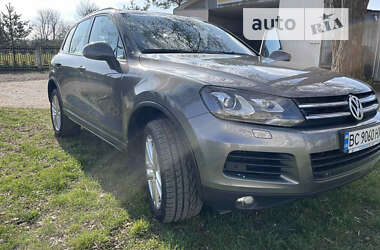 Позашляховик / Кросовер Volkswagen Touareg 2010 в Золочеві