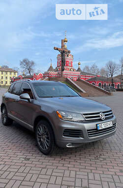 Внедорожник / Кроссовер Volkswagen Touareg 2010 в Каменском