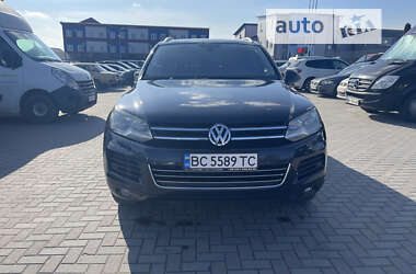 Внедорожник / Кроссовер Volkswagen Touareg 2012 в Городке