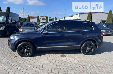 Внедорожник / Кроссовер Volkswagen Touareg 2012 в Городке