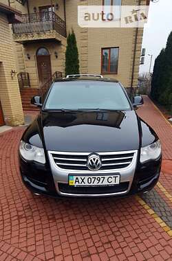 Внедорожник / Кроссовер Volkswagen Touareg 2008 в Харькове