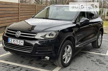 Позашляховик / Кросовер Volkswagen Touareg 2010 в Чернівцях