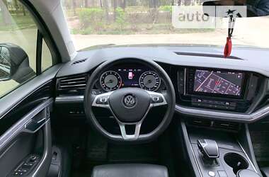 Позашляховик / Кросовер Volkswagen Touareg 2020 в Кривому Розі