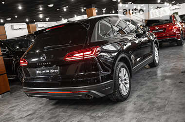 Позашляховик / Кросовер Volkswagen Touareg 2020 в Одесі