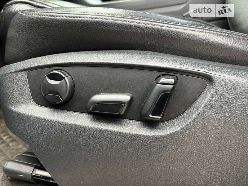 Внедорожник / Кроссовер Volkswagen Touareg 2014 в Львове фото 19 Внедорожник / Кроссовер Volkswagen Touareg 2014 в Львове