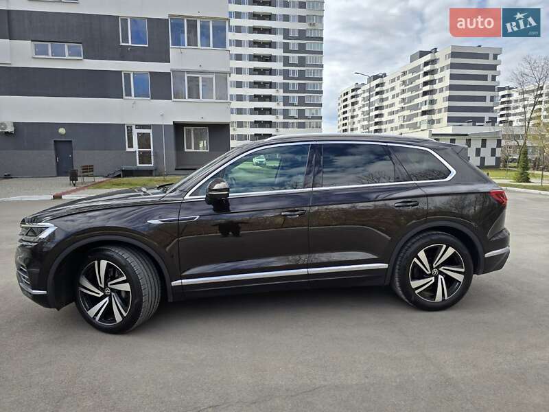 Внедорожник / Кроссовер Volkswagen Touareg 2021 в Харькове