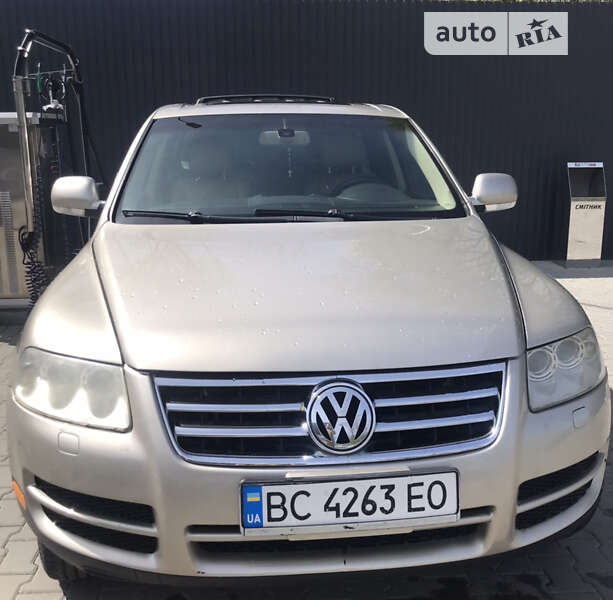 Внедорожник / Кроссовер Volkswagen Touareg 2003 в Дрогобыче