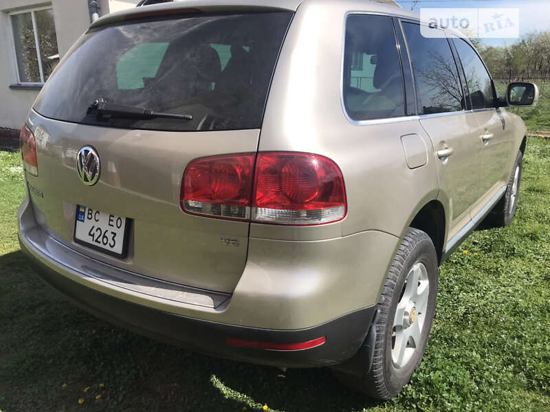 Внедорожник / Кроссовер Volkswagen Touareg 2003 в Дрогобыче