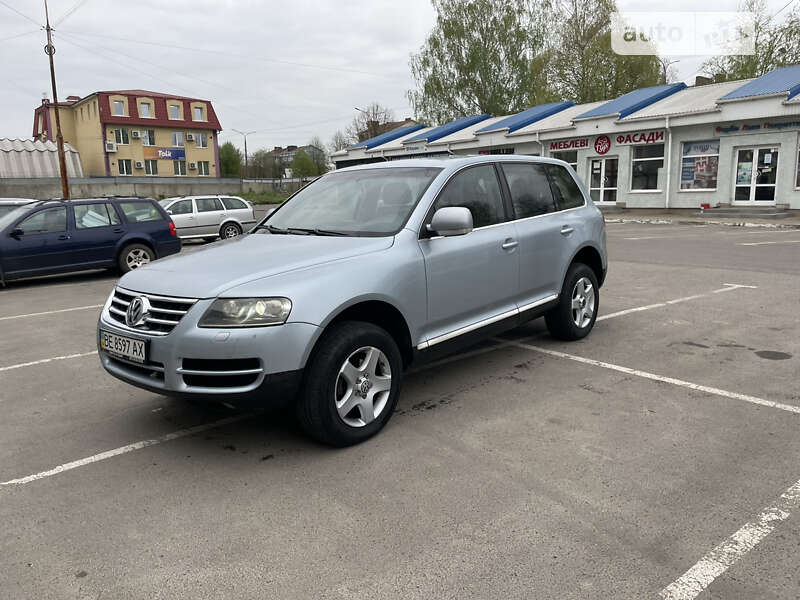 Внедорожник / Кроссовер Volkswagen Touareg 2005 в Луцке