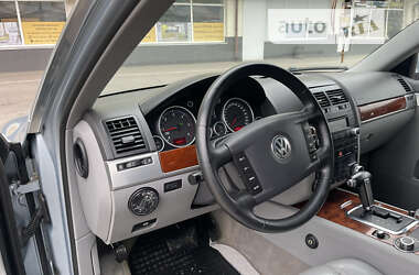 Внедорожник / Кроссовер Volkswagen Touareg 2005 в Луцке