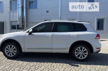 Внедорожник / Кроссовер Volkswagen Touareg 2013 в Ивано-Франковске