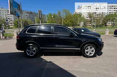 Внедорожник / Кроссовер Volkswagen Touareg 2012 в Запорожье