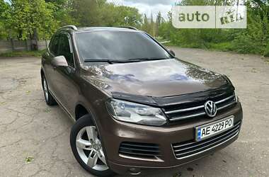 Внедорожник / Кроссовер Volkswagen Touareg 2011 в Синельниково