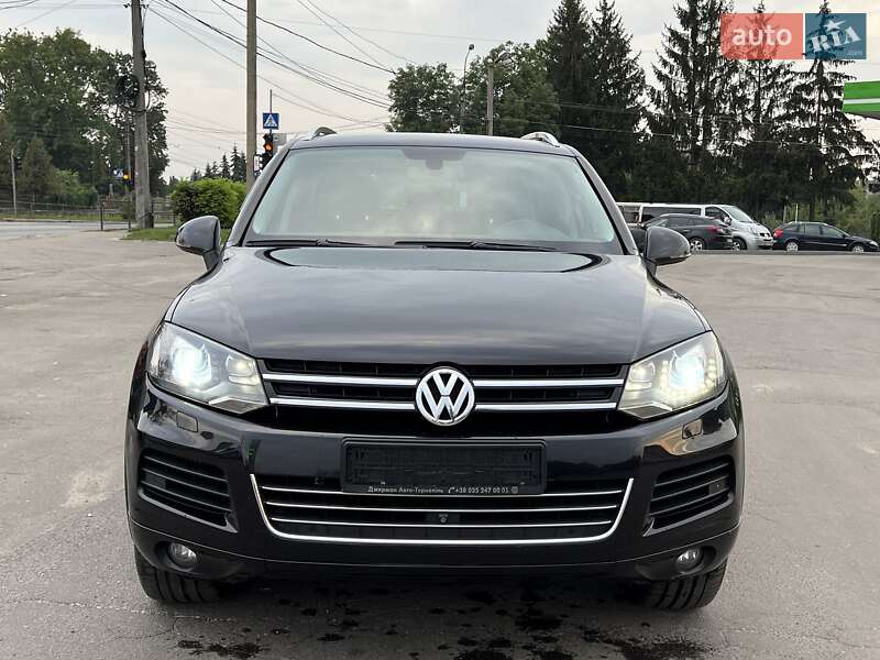 Позашляховик / Кросовер Volkswagen Touareg 2010 в Вінниці