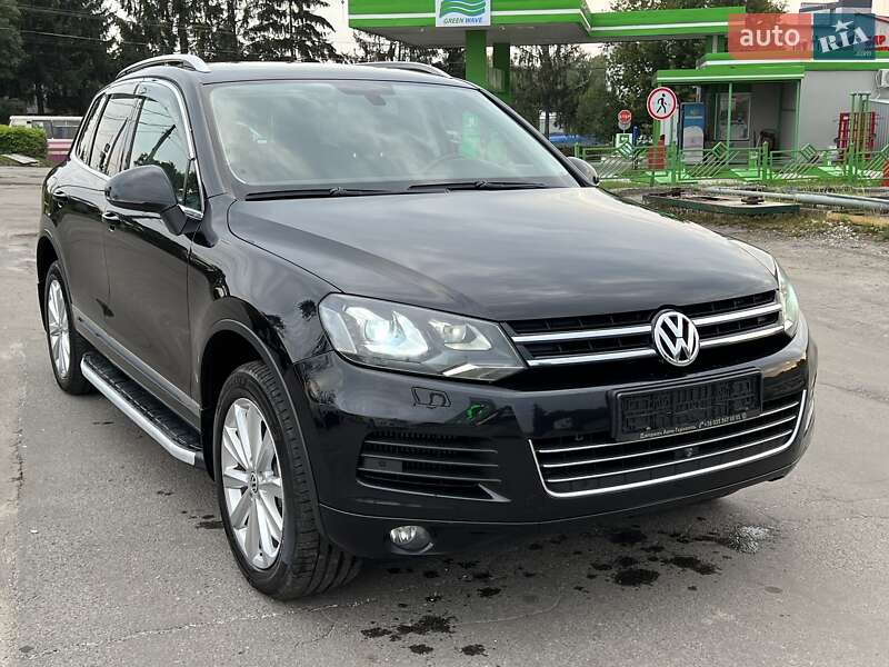 Позашляховик / Кросовер Volkswagen Touareg 2010 в Вінниці