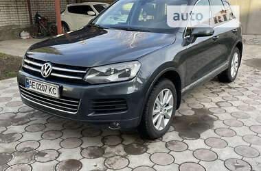 Внедорожник / Кроссовер Volkswagen Touareg 2012 в Днепре